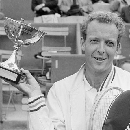 Fred Stolle, Former Wimbledon Champion, Dies at 86