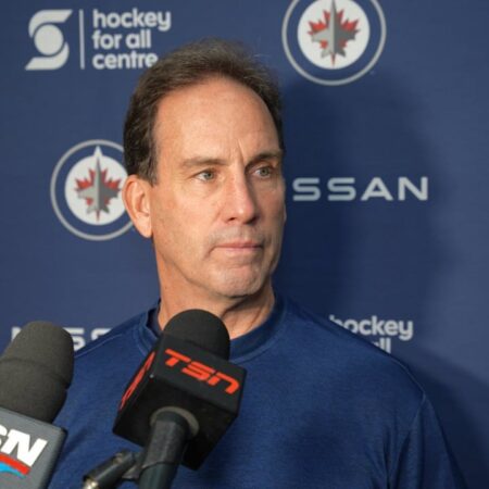 Arniel Considers Playoff Lineup Tweaks After Jets’ Defeat to Sabres