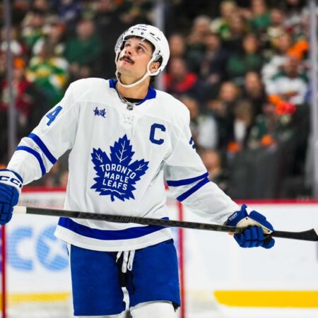 Maple Leafs Notebook: Berube Adjusts Lines, Knies’s Style Stands Out