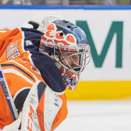 Oilers’ Toughness Questioned After Tepid Response to Stuart Skinner Injury