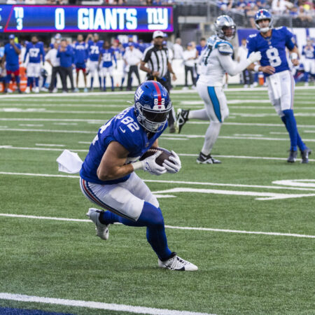 Utah defenceman Olli Maatta exits game against Panthers due to lower-body injury