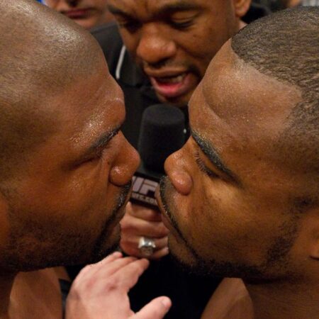 Evans-Jackson Boxing Match Canceled: Contractual Issues to Blame