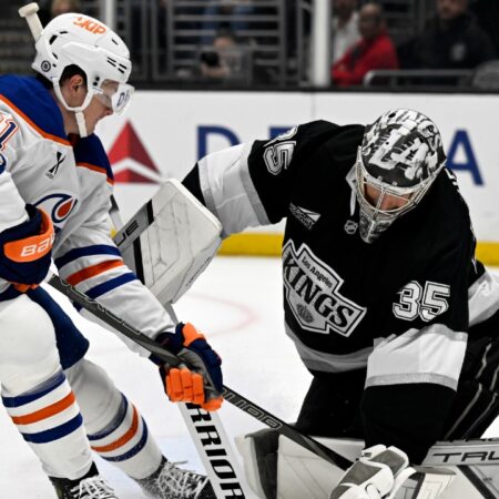 Trent Frederic’s Ankle Injury Troubles Continue, Sidelines Him for Ducks Game