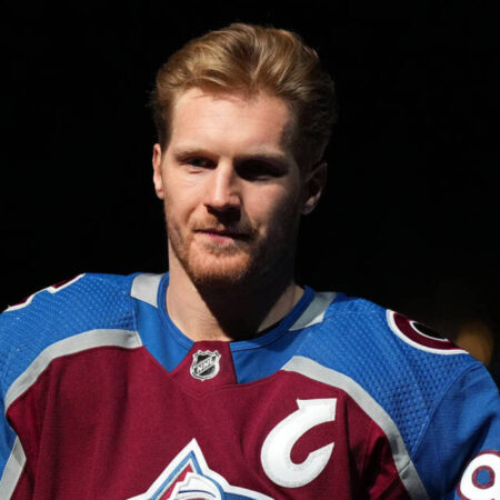 Gabriel Landeskog to Return to Avalanche Before Playoffs