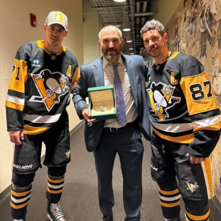 Ovechkin Extends Goal Record, Crosby Impresses as Penguins Beat Capitals