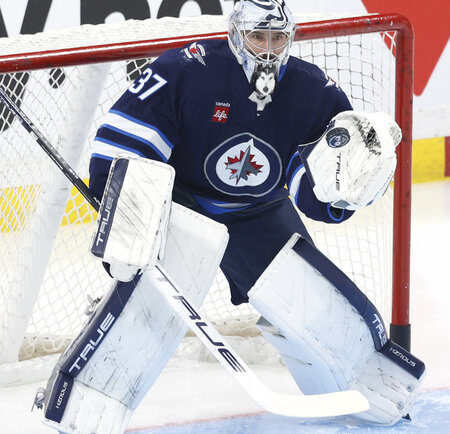 Jets’ Hellebuyck on Goalie Fights: “It Would Be Dumb” in Playoffs