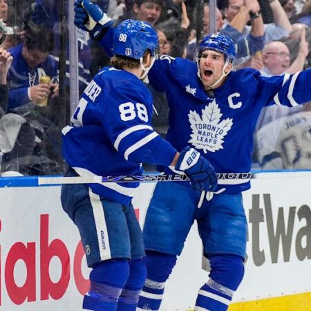 Ullmark Gears Up for Senators’ Playoff Debut Against Maple Leafs