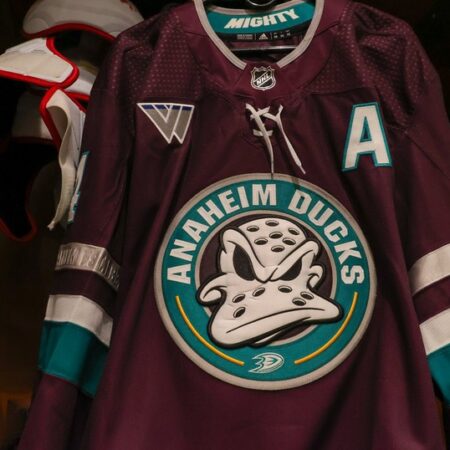 Why the Anaheim Ducks Job Could Be More Appealing Than the New York Rangers for Head Coaches