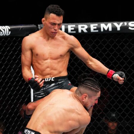 Timmy Cuamba Knocks Out Roberto Romero with Flying Knee at UFC Kansas City