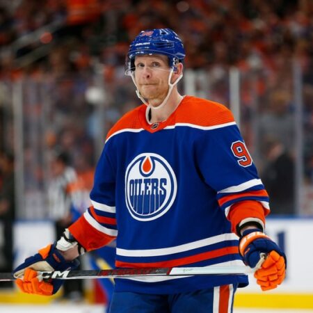 Perry Still Delivering Impact for Oilers Near 40