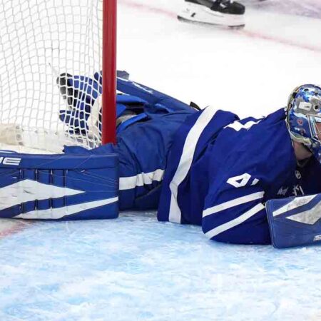 Maple Leafs’ Stolarz doubtful to travel to Florida for Game 3, says coach