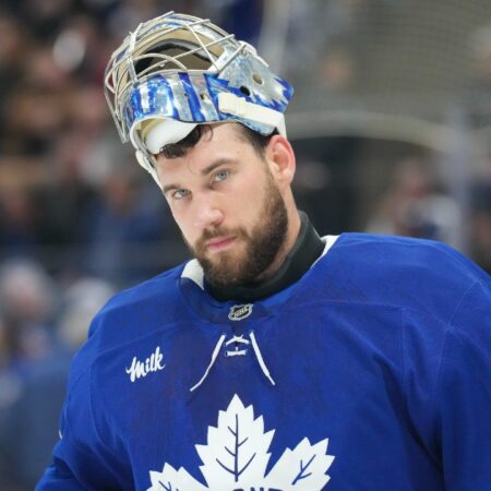Maple Leafs G Anthony Stolarz Progressing But Not Skating, Coach Says