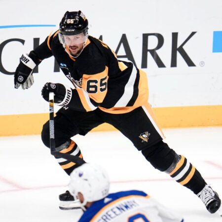 Game 4 Notebook: Auston Matthews Misses Morning Skate and Practice