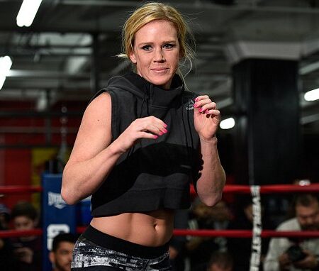 Holly Holm Signs with MVP, Returns to Boxing Ring