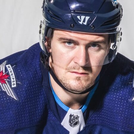 Hockey fans donate more than $30K to charity after death of Scheifele’s dad