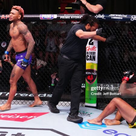 Gilbert Burns Issues Statement After UFC Vegas 106 Loss