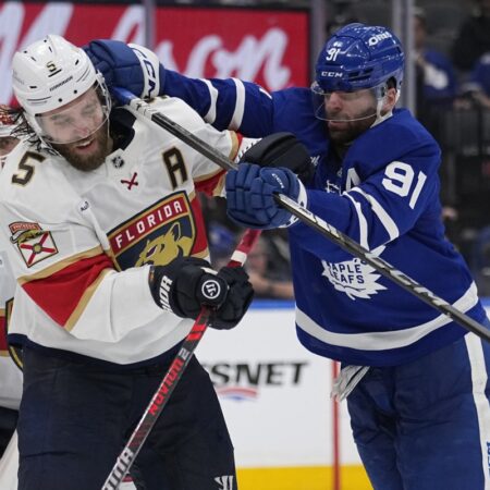 Maple Leafs’ Stolarz to back up Woll in Game 7 vs. Panthers