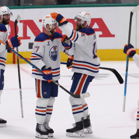 ‘Should be an epic Final’: Hockey world reacts to Oilers-Panthers rematch