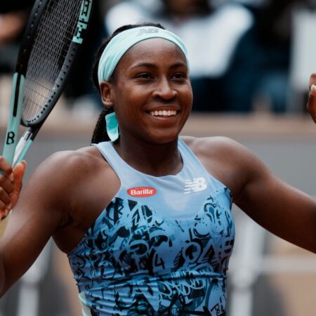 Coco Gauff Reveals Small Size of Her French Open Keepsake Trophy, Drawing Comment from Andy Murray