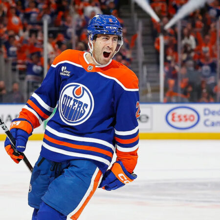 Locking up Evan Bouchard a No-Brainer for Oilers