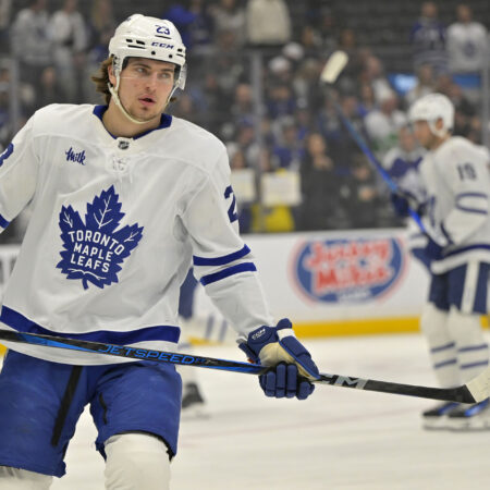 NHL Rumours: Maple Leafs Eyeing Roslovic, Oilers Hastened Bouchard Contract Amidst Offer Sheet Scare