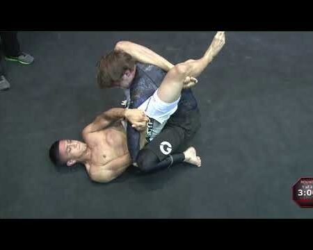 Van Dismisses Grappling Concerns Ahead of Pantoja Title Shot