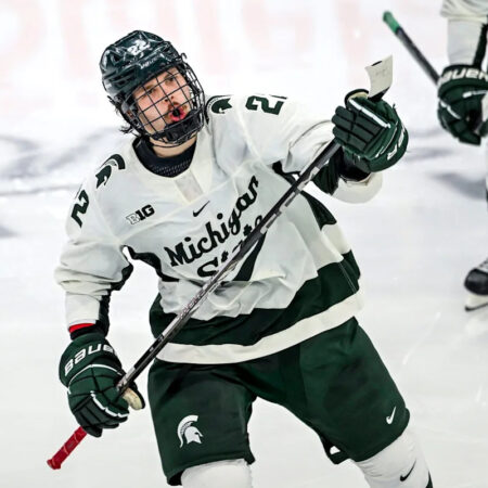 Isaac Howard’s Abrupt Pivot: From College Recruitment to Oilers’ Prospect