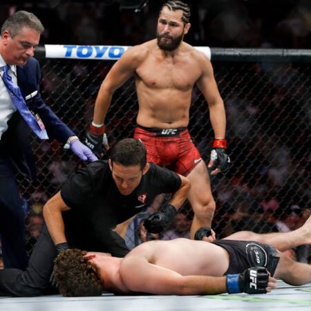 Sportsmanship Prevails: Jorge Masvidal Extends Support to Ben Askren Amidst Health Crisis