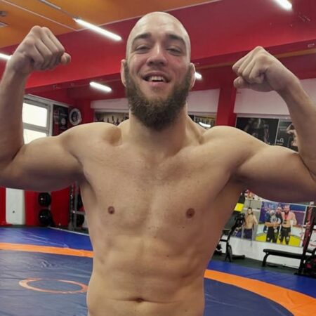 The Unconventional Ascent: Why Valter Walker Prefers Patience Over Prominence in UFC Heavyweight Division