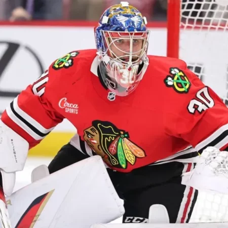 Spencer Knight: The Blackhawks’ New Cornerstone in Net