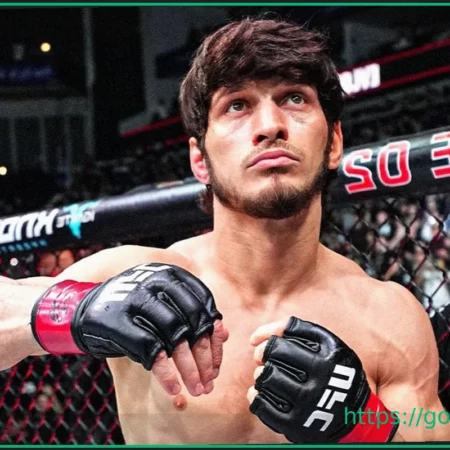 Pros react after Movsar Evloev defeats Lerone Murphy at UFC London