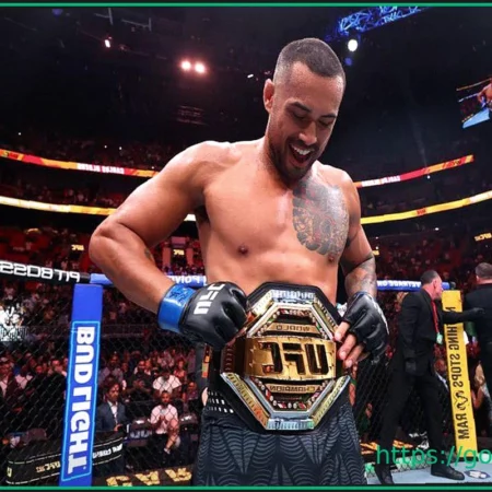 Удар Карлоса Ульберга на UFC 327 ошеломил Пэдди Пимблетта
