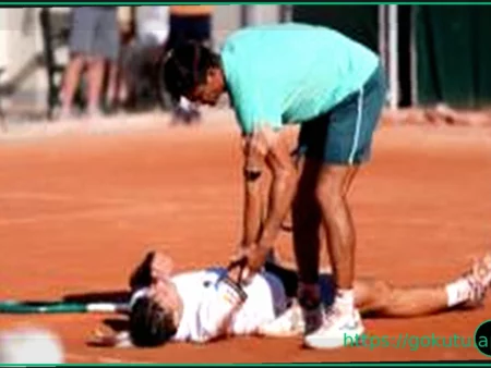 Jakub Mensik Collapses on Court After Gruelling French Open Victory
