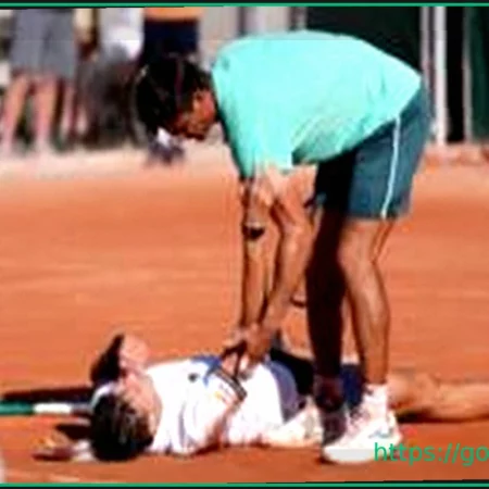 Jakub Mensik Collapses on Court After Gruelling French Open Victory