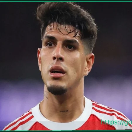 Barcelona enquire about signing of €52m Arsenal defender